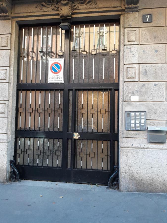 Appartamento Martina, Silenzioso A 100 Metri Dalla Metropolitana มิลาน ภายนอก รูปภาพ